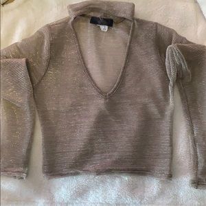 Beautiful and nice top , excellent for a night out